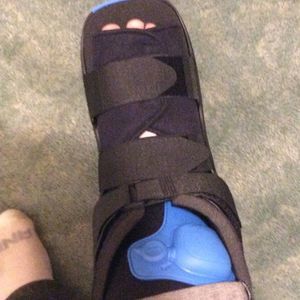 Meet your Posher, Brobie